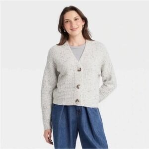 Universal Thread Women's Gray Cozy Knit V-Neck Button Cardigan Sweater 1X‎